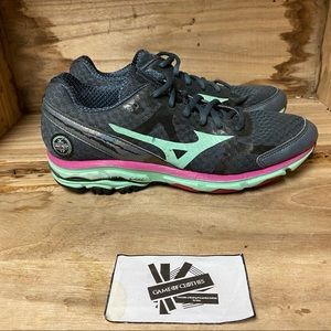 Mizuno wave rider 17 grey green running sneakers